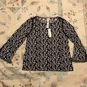 Chico’s flair arm sweater